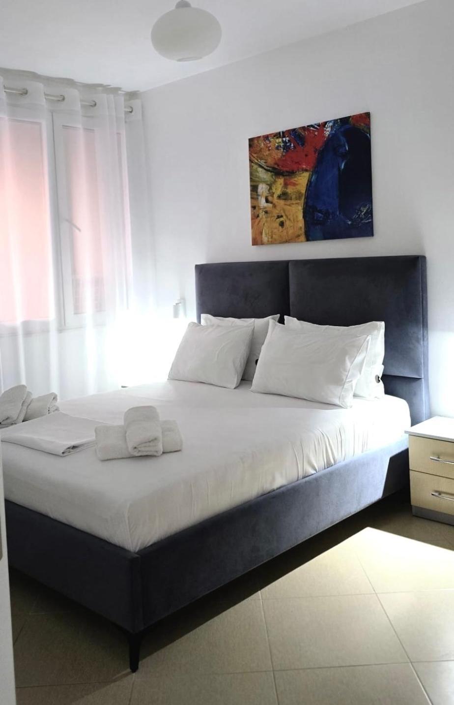 Sunny Bay Apartments Sarandë Exterior foto