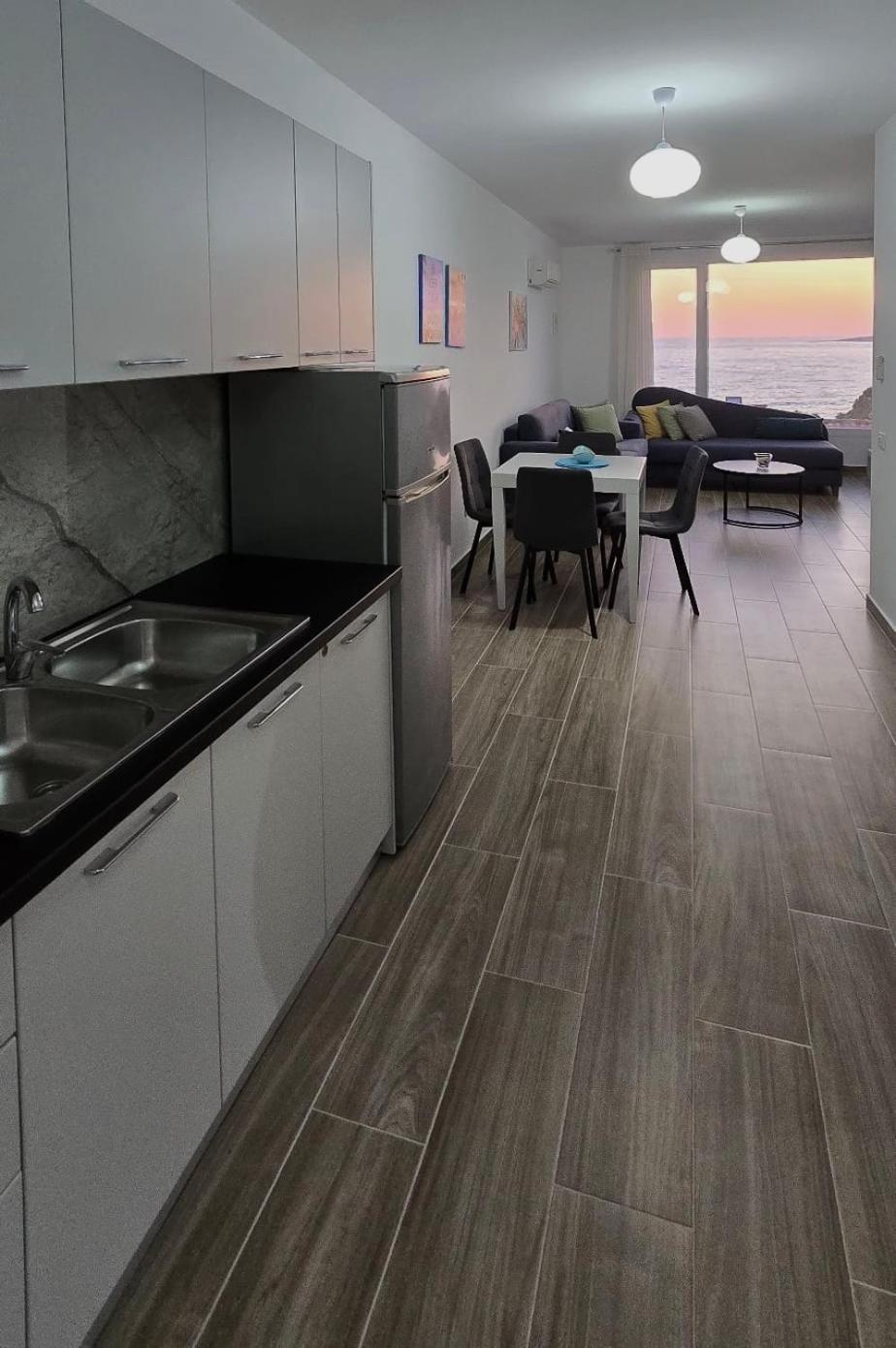 Sunny Bay Apartments Sarandë Exterior foto
